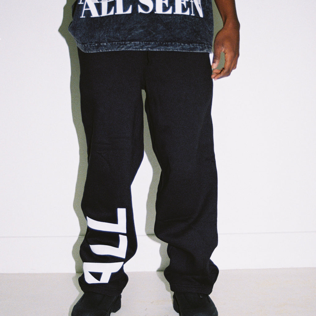 'SEEN' SWEATS